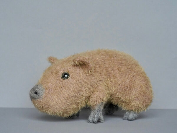 Capybara Zinaida Half Left