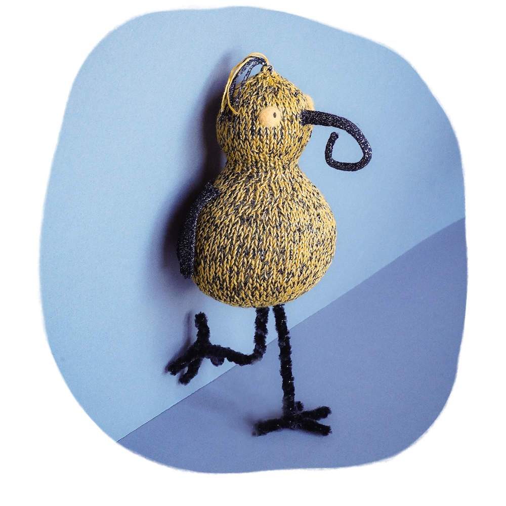 Tari Bird knitted toy main / Птичка Тари